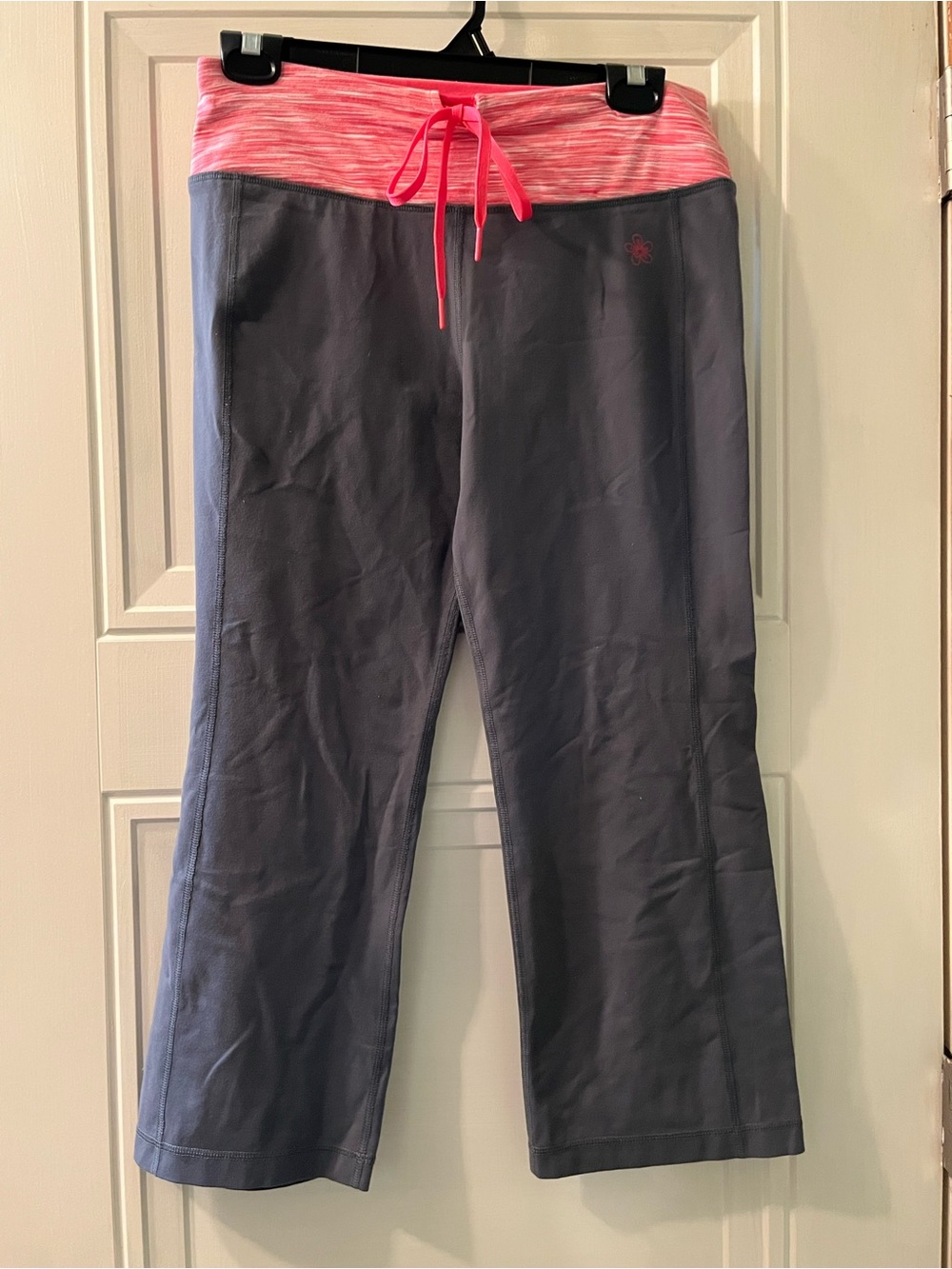 Tuff Athletics Gray Capris with Pink Space-Dye Waistband